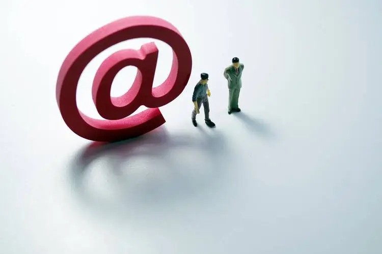 对于一款新的APP，我该如何选择最适合的开发公司和华体会(中国)？